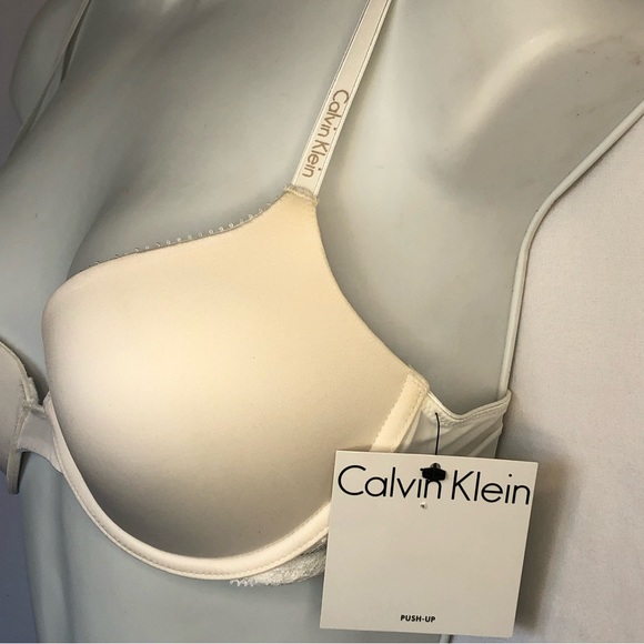 Calvin Klein White Push Up Bra NWT - Picture 2 of 7